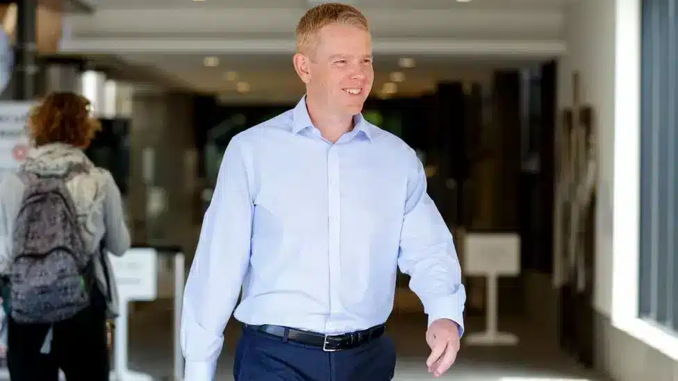 Chris Hipkins set to replace Jacinda Ardern as New Zealand PM