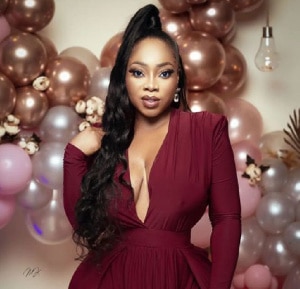 I’m a slay queen and Osofo Maame – Moesha Budoung