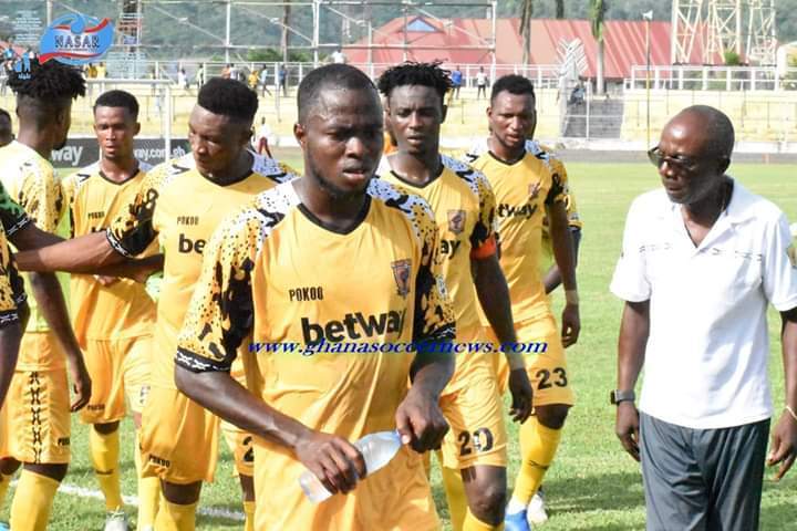 Two former AshantiGold players close to GoldStars move
