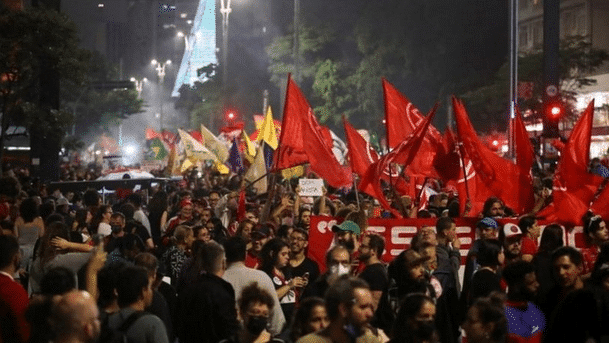 Large pro-democracy rallies staged in Brazil’s Congress to denounce rioters
