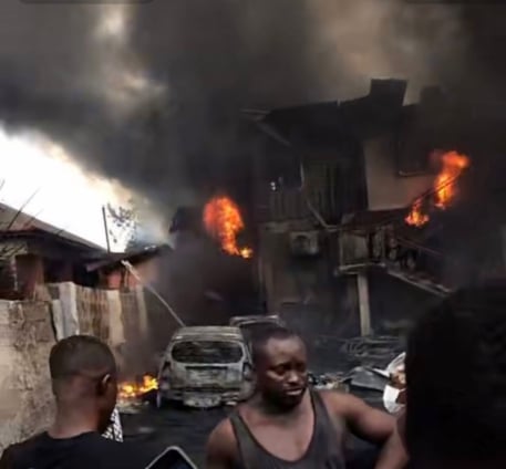 Fire destroys 3 houses, five vehicles at Kwadaso