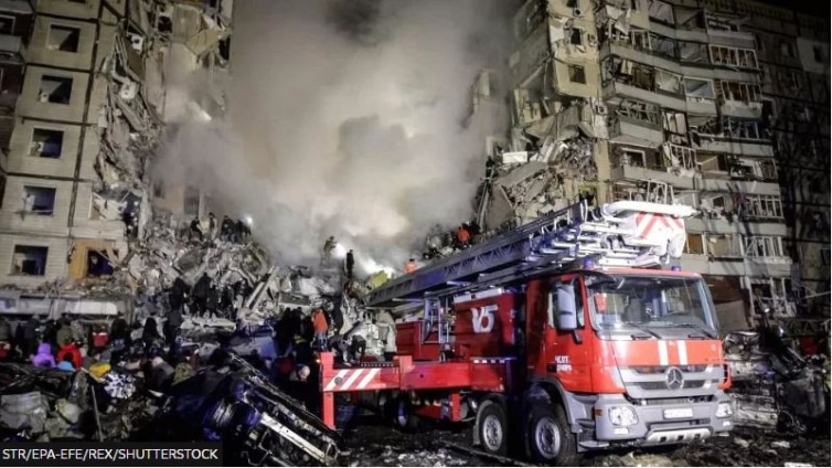 Russia fires new waves of missiles at Ukraine and hits energy infrastructure