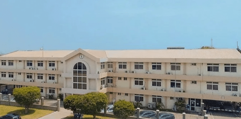 Korle Bu Teaching Hospital recovers GHS89,000.00 salary advances from staff
