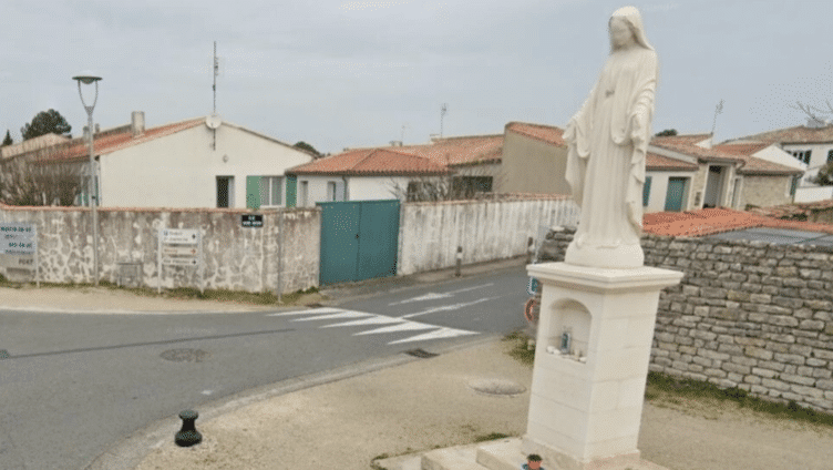 French court orders town to remove statue of Virgin Mary