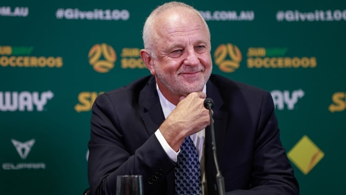 Arnold to keep coaching Australia through to 2026 World Cup