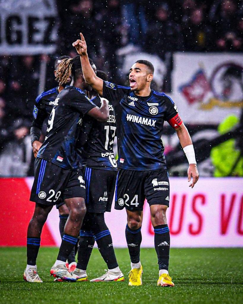 Spanish side Sevilla submit bid for Alexander Djiku