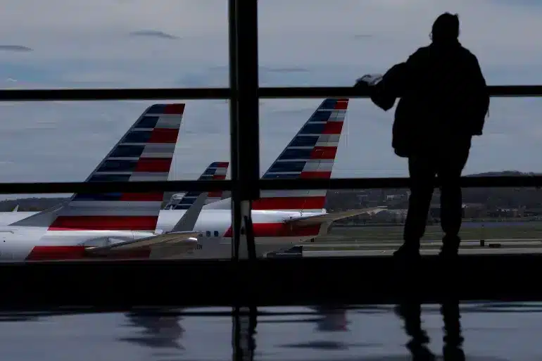 US flight delays, cancellations increase after FAA system outage