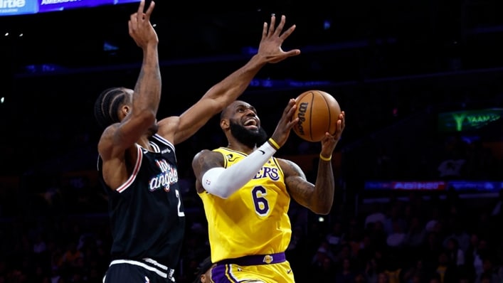 LeBron scores 46 as Clippers continue domination over Lakers