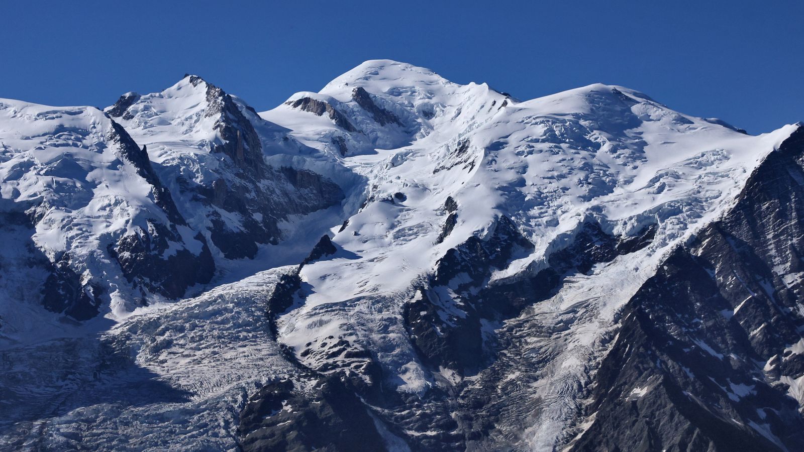 Alps avalanche claims British woman’s life