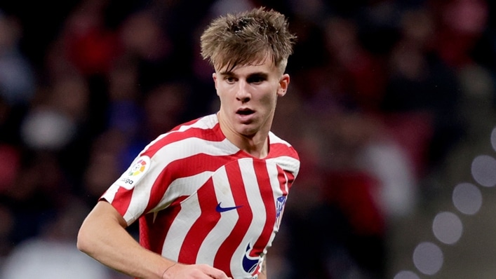 Barrios signs new Atletico deal