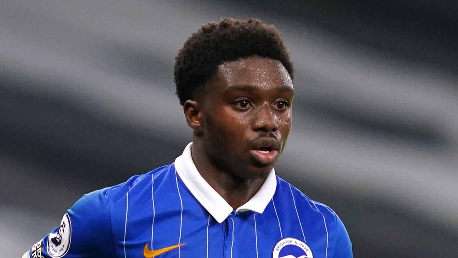 Lyon considering late swoop for Ghana’s Tariq Lamptey