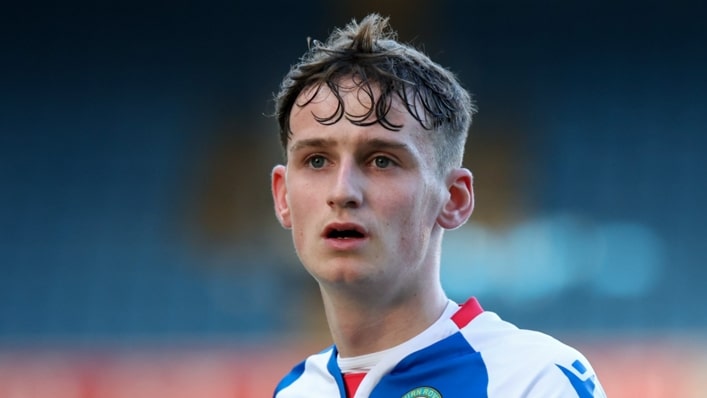Youngster Morton signs long-term deal with Liverpool