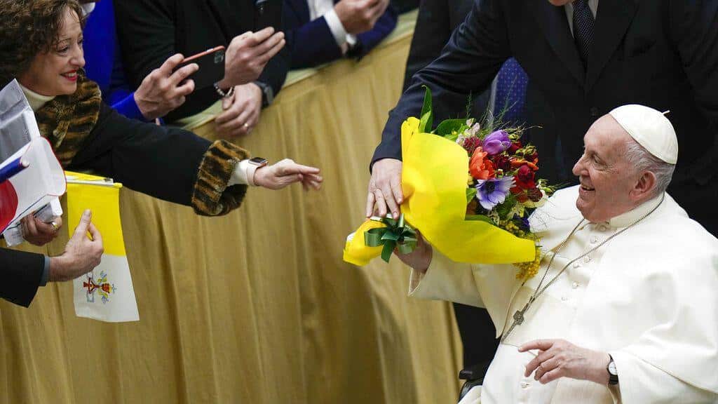 Pope Francis underlines that papacy is a lifetime post