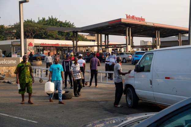 Fuel shortages pose a threat to Nigerian election preparations