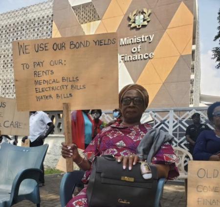 Former Chief Justice, Sophia Akuffo joins pensioners to protest against DDEP