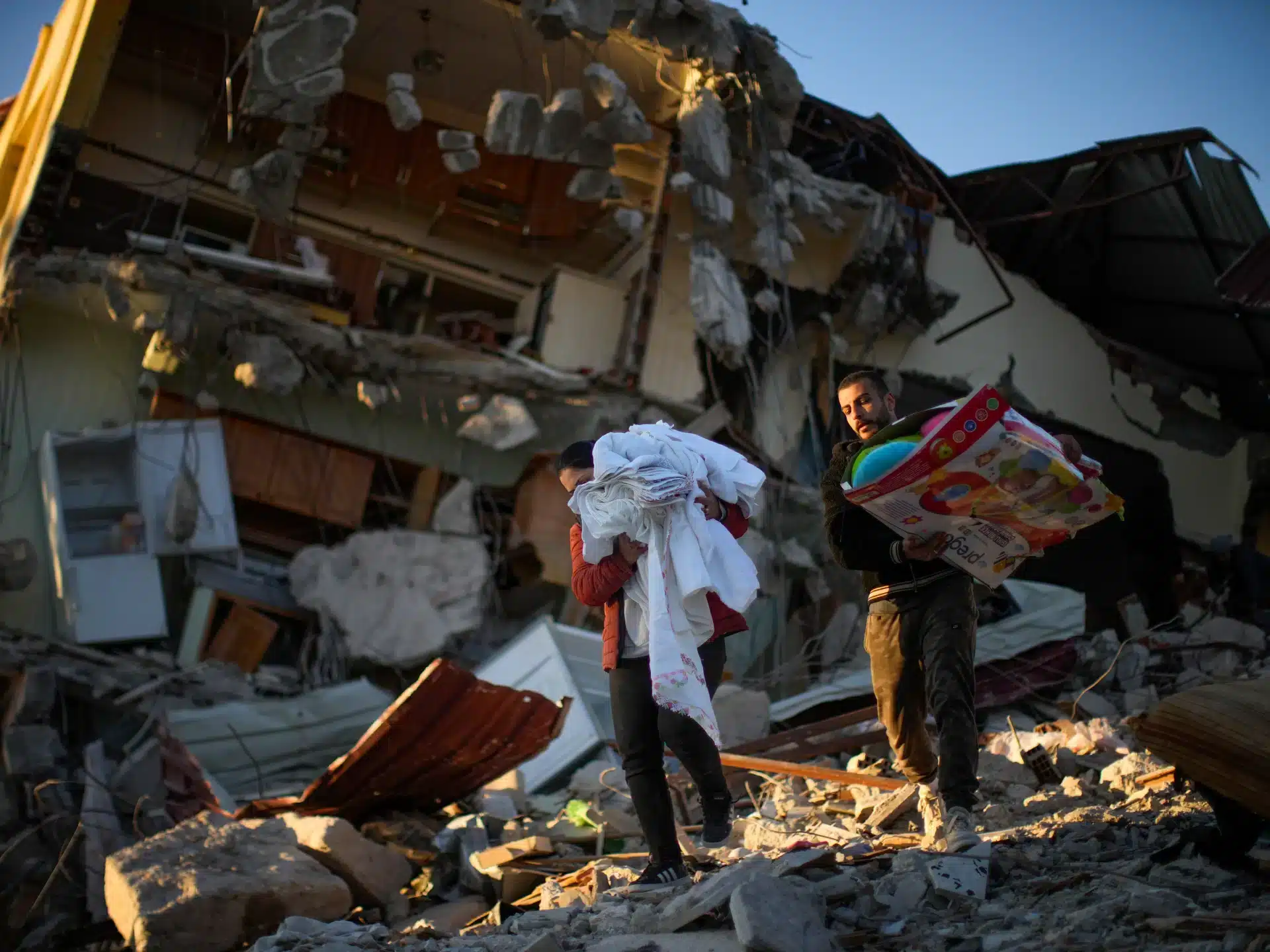 ‘An aftershock every four minutes’, says Turkey’s disaster agency