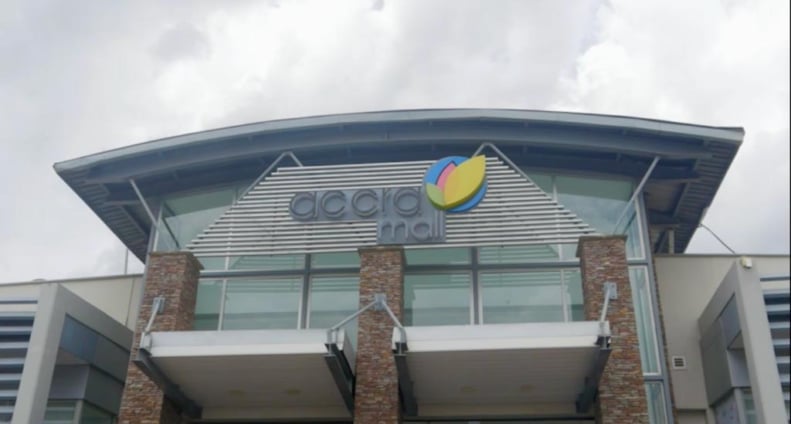 2 on the run after robbing Forex bureau at Accra Mall