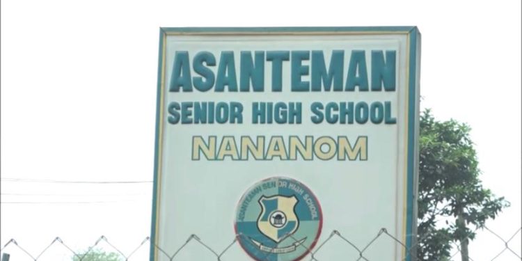Give us access to the dormitory block completed 2yrs ago – Asanteman SHS to govt