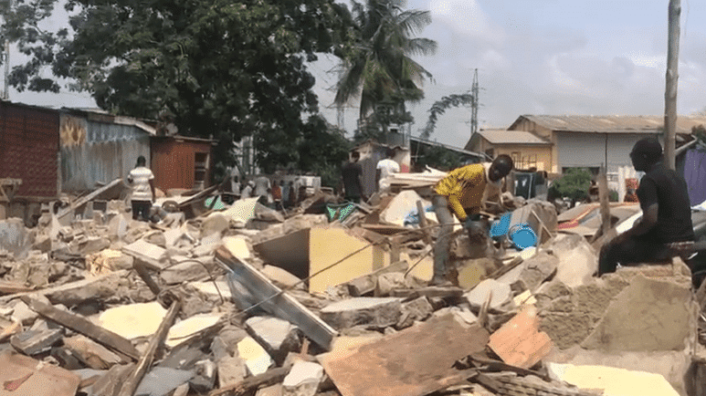 Obuasi residents clash with police over demolition exercise