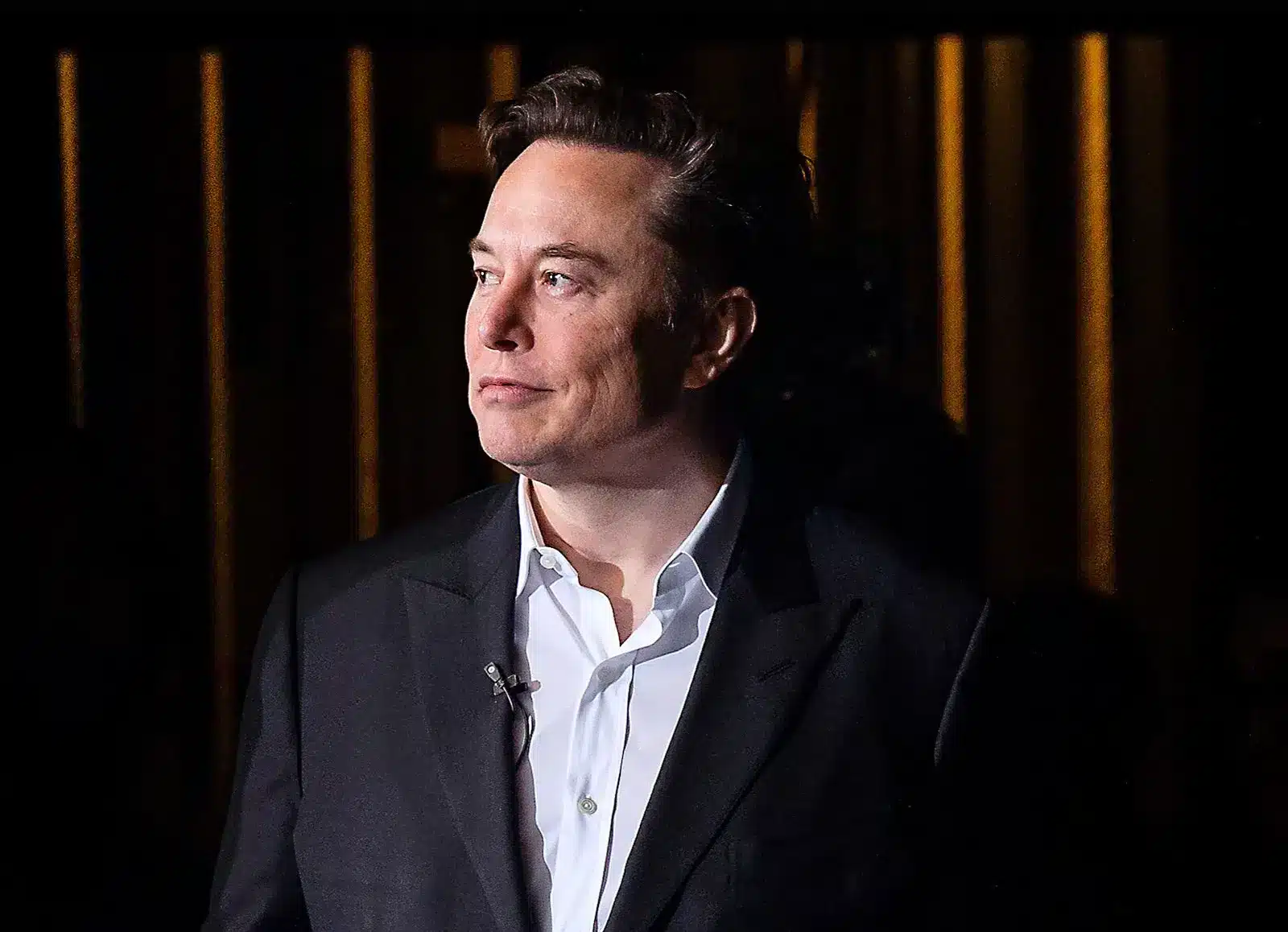 Elon Musk dismisses 200 more Twitter employees