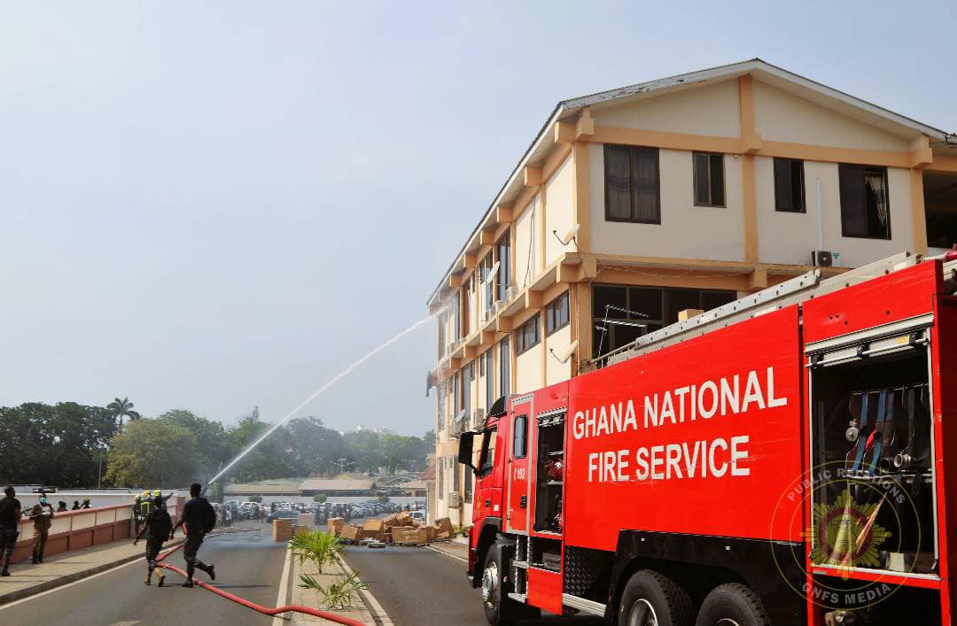 Fire Service saves Police Headquarters in Accra which caught fire
