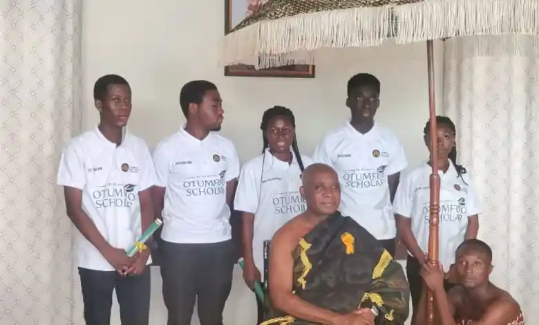 Six medical students receive full scholarship awards from FOCOS