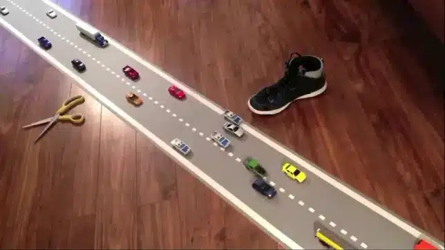 Filmmaker uses Hot Wheels model vehicles to create stop-motion chase scenes