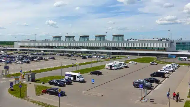 Flights forced to be canceled due to “unknown object” over a Russian airport