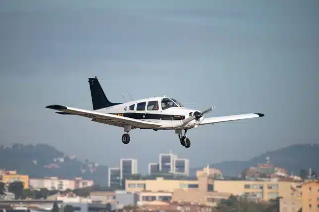 Pilot dies after being amused by his co-pilot