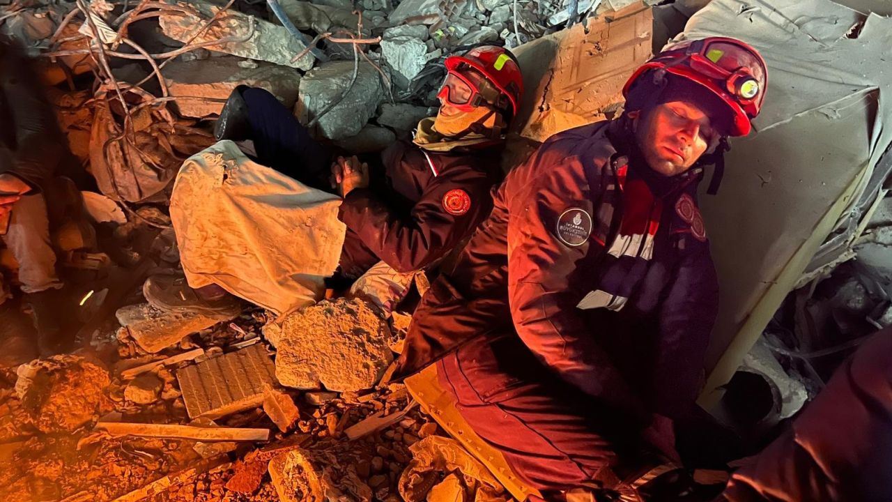 Another magnitude 6.3 aftershock strikes southern Turkey after two weeks massive quake