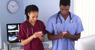 Residents appeal for a ban on nurses using cellphones while at work