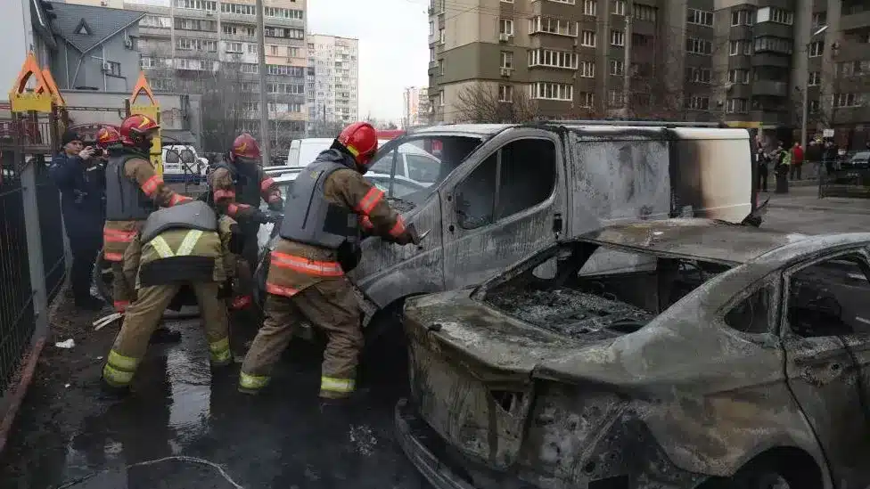 Ukraine war: Russian air strikes cut power at Zaporizhzhia nuclear plant