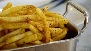 Kenyan man convicted for selling chips cooked with transformer oil