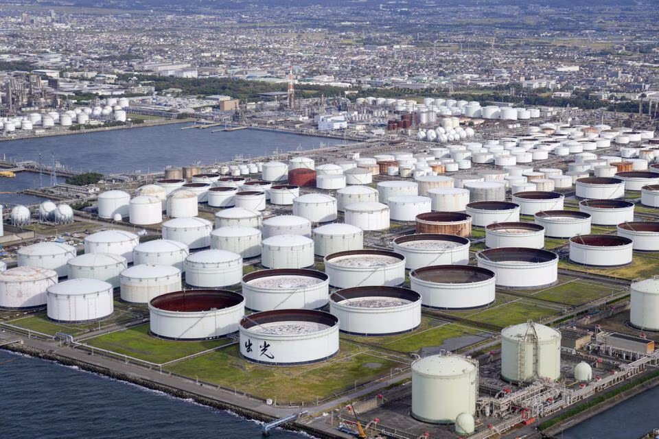 Cheap oil prices since 2021 is due to banking concerns