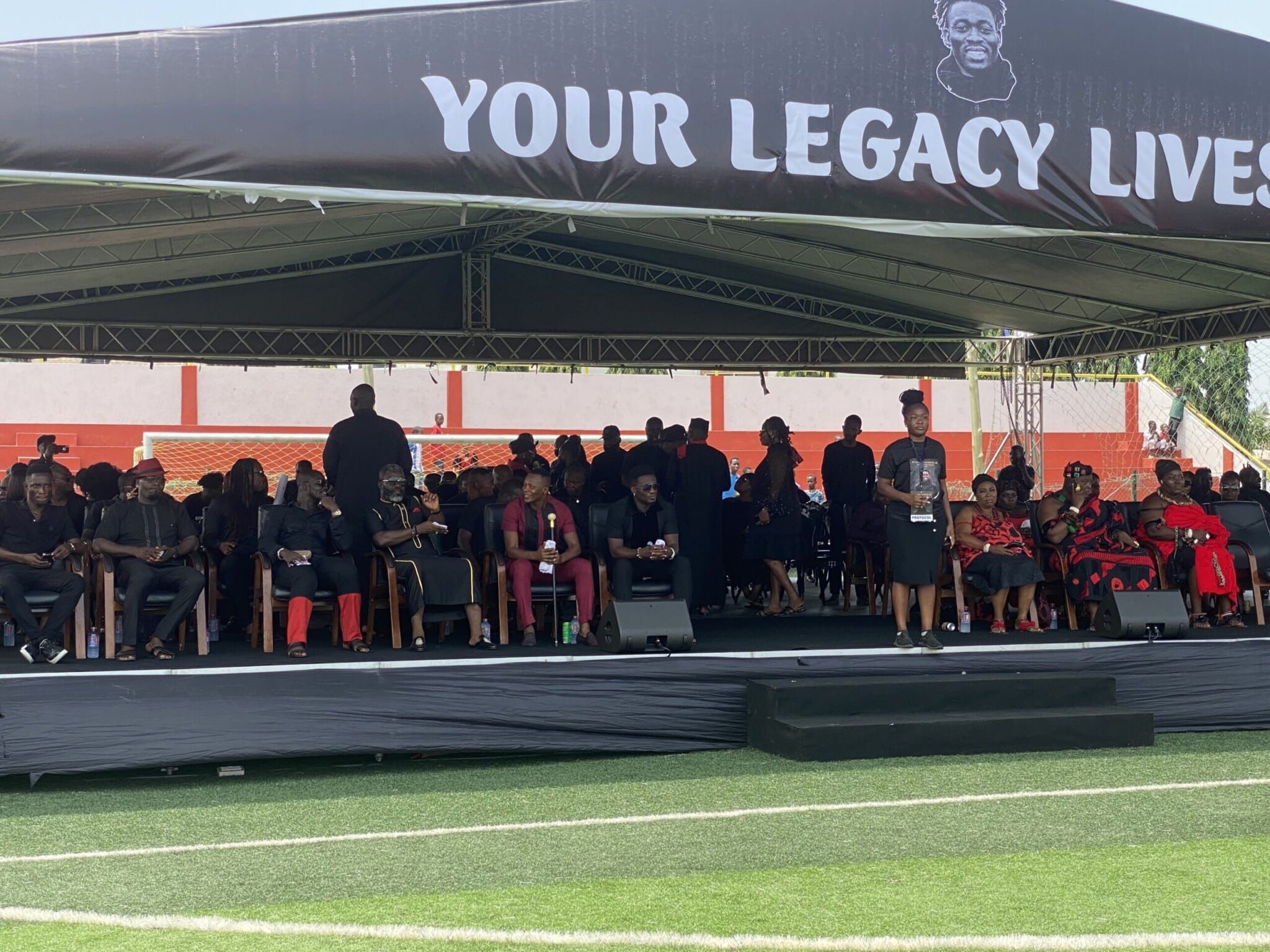 Asamoah Gyan, Muntari, others honour Atsu at one week celebration