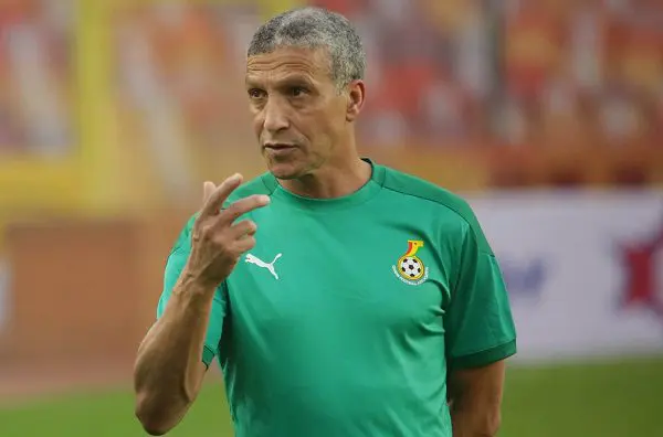 Chris Hughton speaks on why ex club, Brighton is being lackadaisical in selling Caicedo to CHelsea