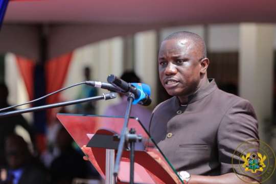 Lack of barracks housing forces soldiers into civilian communities – Ex-Defence Minister