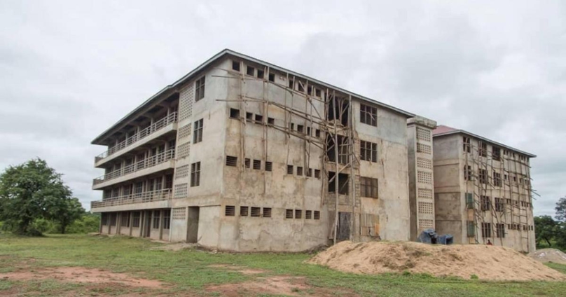 Mahama pledges to complete abandoned and uncompleted projects before starting new projects