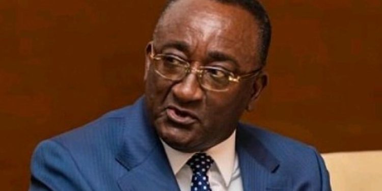 Dr. Afriyie Akoto criticizes Mahama for failing to solve cocoa swollen under his tenure