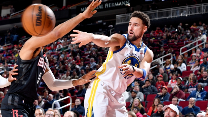 Warriors bank first road win since January