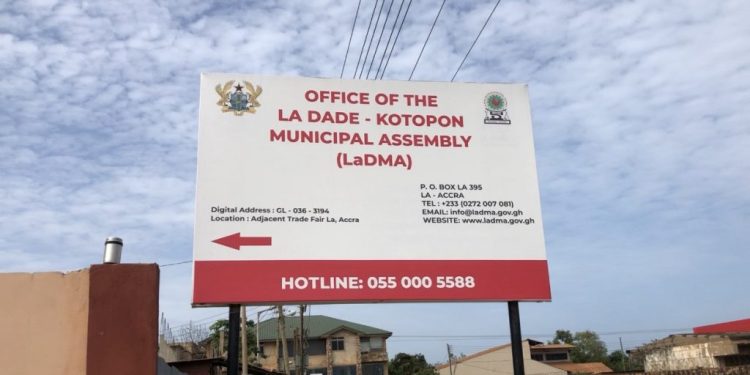 Buildings on waterways to be destroyed by LA Dadekotopon Municipal Assembly