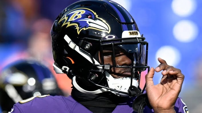 Jackson snaps back at social media critics on injury doubts