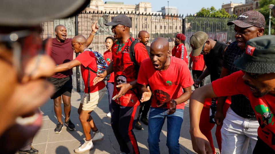 87 South Africans arrested ahead of anti-govt protest