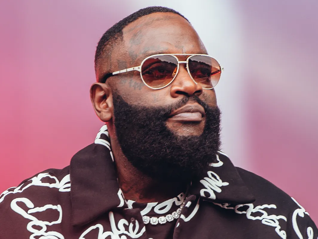 Rick Ross awards scholarships to high school students