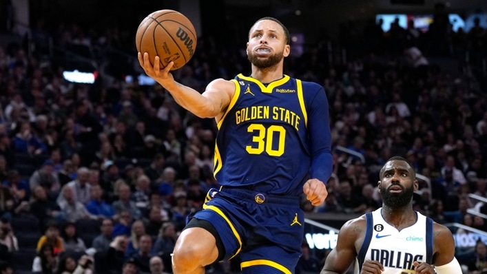 Curry may return on Sunday in game against Lakers