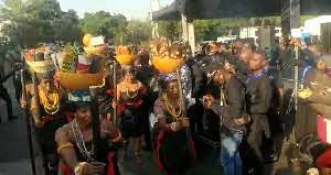 Beautiful display of culture as burial items are presented at Atsu’s funeral