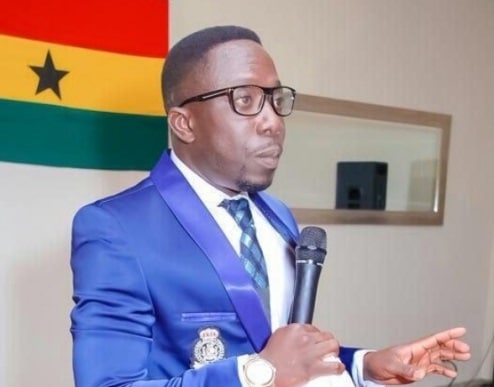 Do we have a government at all? – Mr Beautiful fumes over economic hardship