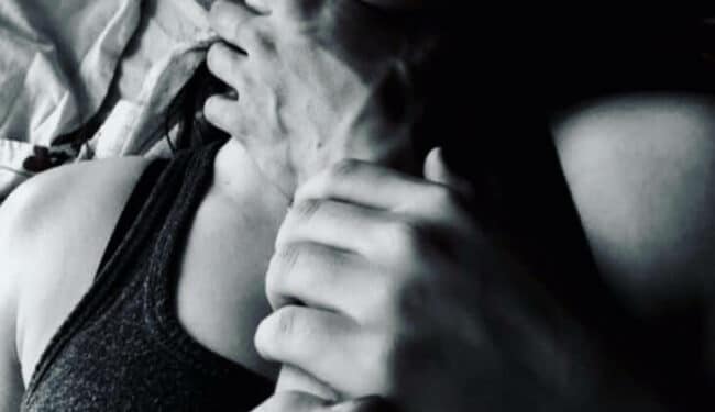 The good and bad rewards of choking during Sex