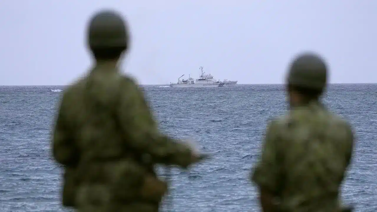 Ten killed as Japanese military helicopter falls into the sea