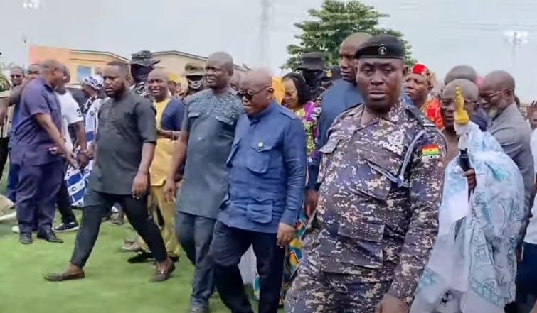 Akufo-Addo commissions Alajo Astro Turf